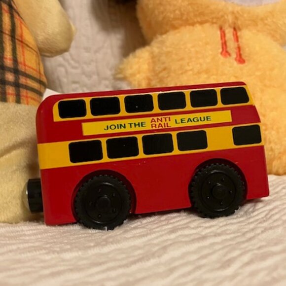 Thomas & Friends Bulgy The Anti-Railway Double Decker Bus - Picture 1 of 4